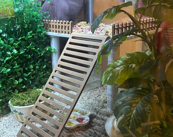 Hermit Crab Loft with ladder and fence sides