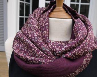 Snood bordeaux - 2 faces : style pashmina bordeaux et style liberty à fleurettes - modèle unique tour du cou