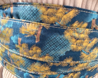 Ceinture style japonaise, kimono japonais, motifs fleurs fond bleu, réversible beige doré, cadeau pour maman