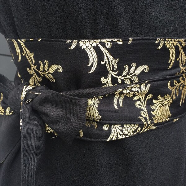 Ceinture obi, ceinture tissu, ceinture style japonaise, fond noir et motifs doré, brocard de soie réversible lin noir