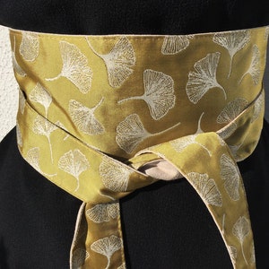 Obi fabric belt, reversible natural linen, kimono style belt, gold background and gold and off-white ginko leaf, Japan belt style