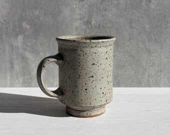 Speckled Gray Mug with Sculpted Handle - 13 oz