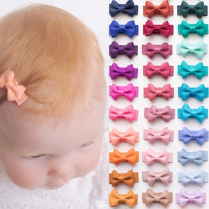 PICK 5 Bebé niño pequeño Snap Clip, Arcos de bebé, Mini clips de pelo de arco, Clip de arcos de pelo de bebé, Clips de pelo a presión, Clips de pelo de bebé, Regalo de baby shower, TUXB imagen 1