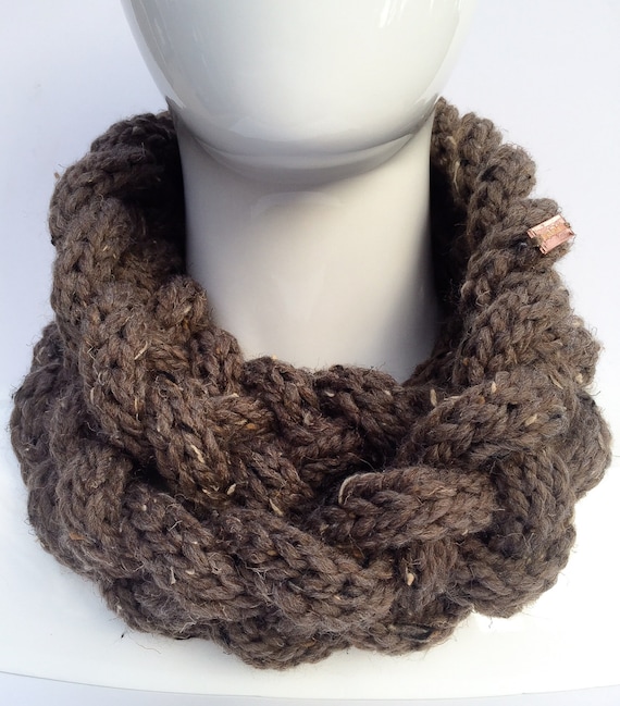 Chunky Knit Cowl Unisex Cowl Wool Neck Warmer Winter Knit Snood Infinity Scarf Circle Scarf Infinity Cowl Hand Knit Cowl Scarf