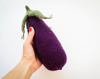 Eggplant pretend play food - Purple aubergine - Waldorf soft toy - gift for gardener toddler play kitchen toy pillow fight - gift for foodie