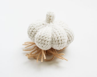 Weißer Knoblauch - Amigurumi Gemüse Fotorequisite für die Duktig-Küche - als Geschenk für den Koch