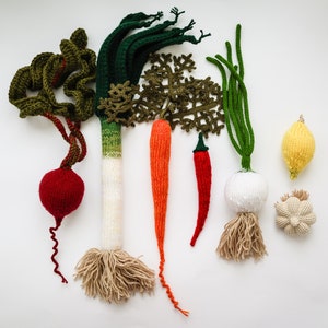 Large play vegetables for toy kitchen - Waldorf full size soft toy set - knitted play food onion carrot leek lemon chili baby gym, preschool