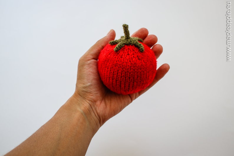 Pretend play tomato Waldorf soft toy knitted vegetables for play kitchen red tomato Italian kitchen decor gift for foodie photo prop image 3