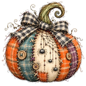 Puede incluir: Una calabaza decorativa hecha de tela de patchwork con patrones de cuadros en naranja, verde azulado y morado. Presenta un lazo de cuadros vichy en blanco y negro, botones marrones y tres pequeñas arañas negras colgando de una telaraña en un panel crema.