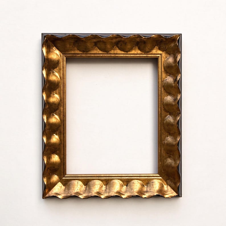 Metallic Golden Frame Gold Solid Wood Picture Frame, Sculpted Wave Edge, European Classical ...