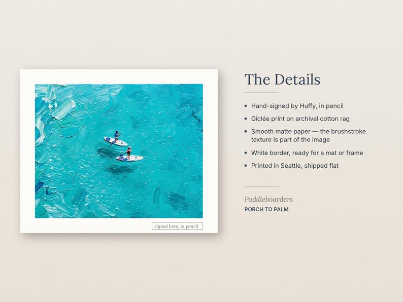 K&ouml;nnte beinhalten: Ein Gicl&eacute;e-Kunstdruck mit dem Titel Paddleboarders von Porch to Palm, der zwei Personen auf Stand-Up-Paddleboards in t&uuml;rkisfarbenem Wasser mit sichtbaren Pinselstrichstrukturen zeigt. Der Druck hat einen wei&szlig;en Rand und ist von Huffy handsigniert.