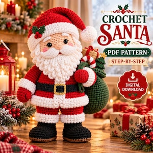 Può includere: Una bambola di Babbo Natale all'uncinetto che indossa un abito rosso con finiture bianche, una cintura nera con fibbia dorata e stivali neri. La figura tiene un sacco verde contenente un piccolo albero e un bastoncino di zucchero. Testo: CROCHET SANTA PDF PATTERN STEP-BY-STEP DIGITAL DOWNLOAD.