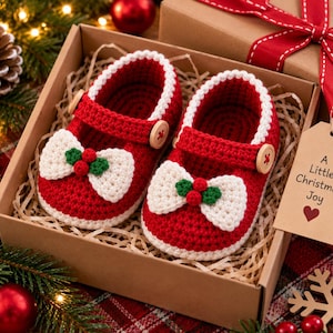 Christmas Mary Jane Crochet Baby Booties Pattern, Festive Red Bow, Holly Leaves (PDF Download)