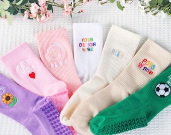 Meias personalizadas com bordado, meias com logotipo personalizado, meias antiderrapantes para treino, meias de cano médio para fitness, lembrancinhas de festa, presente para a mãe