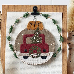 Christmas Red Truck Ornament Pattern - Wool Applique Patterns - Red Truck with Christmas Tree - Christmas Decor - BMB 1702