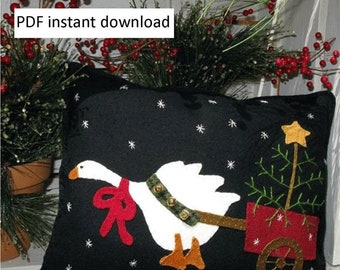 Christmas Goose Pillow Pattern: Wool Applique Design (PDF Download)