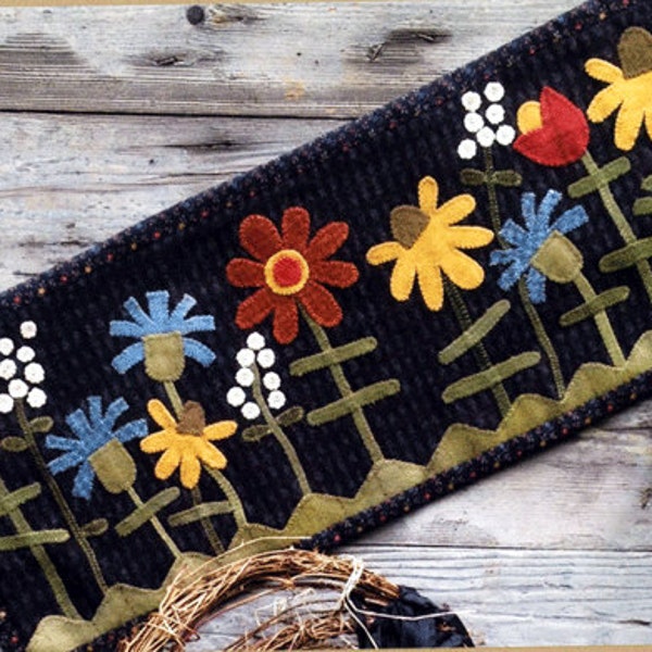 Flowers Wool Applique Table Runner Pattern WSD 1407 - Summer Wild Flowers
