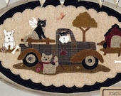 Vintage Truck Wool Table Mat - Wool Applique Patterns - Old Truck Cats and Dogs BMB 1332