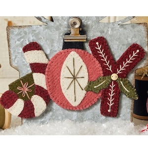 Joy Ornaments Wool Applique Pattern - Christmas Decor (BMB 2078)