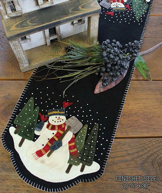 Table runner hire sale