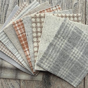 Wool Fabric 5&quot; Charm Pack of 10 - Assorted Sheep Color