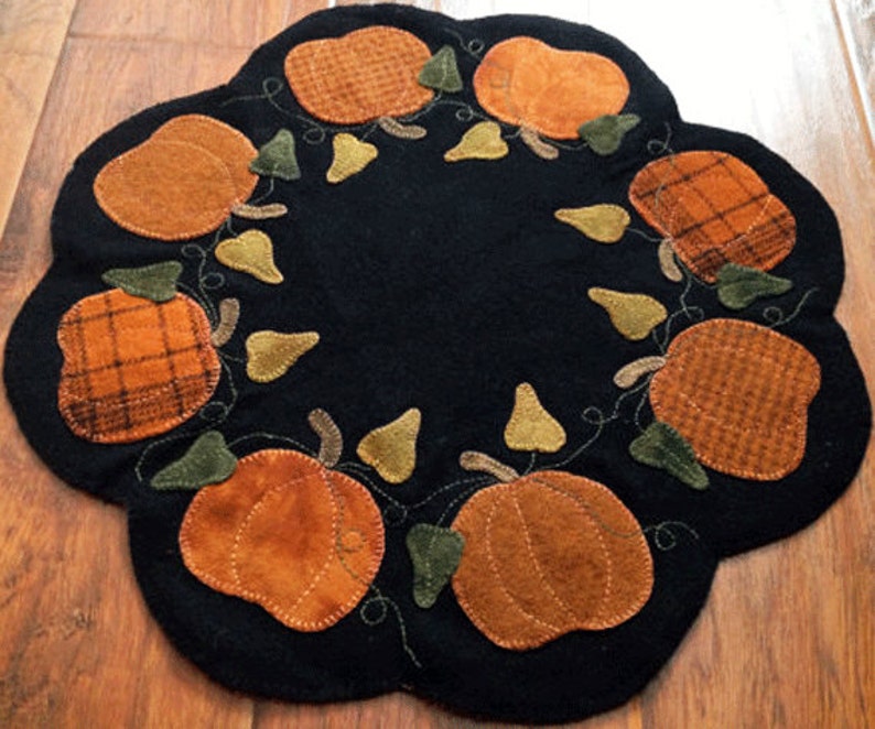 Pumpkin Table Mat: Wool Applique Fall Pattern (PRI 164) - Etsy