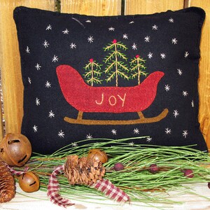 Winter Wool Applique Pillow Pattern, Joy Sleigh and Christmas Sheep Cart SU 110 image 3