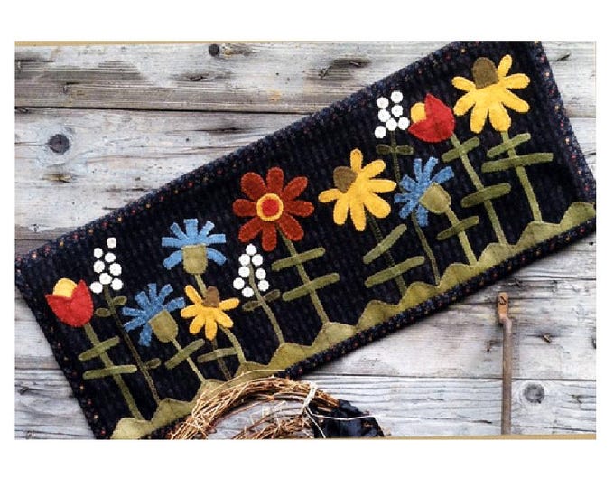 Fox Among Flowers WN0807043CL Quilted Table Runner