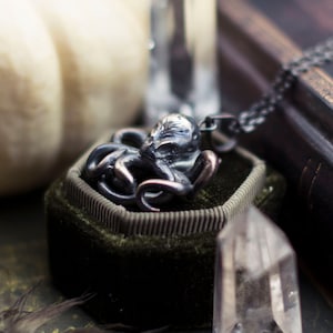 Octopus Pendant ~ Handmade Sterling Silver Pendant ~ Octopus Necklace ~ Mens necklace ~ Man Jewellery ~ Unisex ~ Steampunk Octopus Necklace