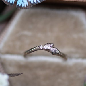 Custom Leaf Twig Branch Elvish Contour Band Wedding Ring, Curved Chevron V Accent Ring, Rose White Yellow Gold - Two Leaves and Dew Drops