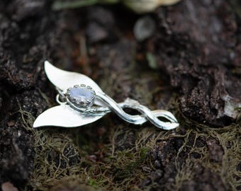 Ready to ship - Elvish Nature Inspired Sterling Silver Pendant with Oval Rainbow Moonstone
