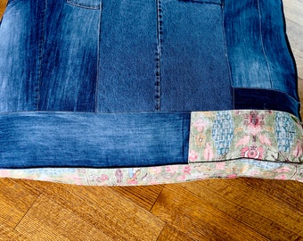 Large Canvas and Recycled Denim Dog Bed with Matching Leash and Collar