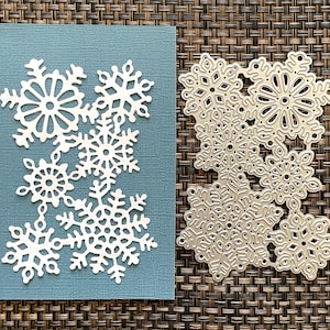 SNOWFLAKE BACKGROUND Metal Die - Large - Christmas Cutting Die