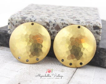 Pendientes colgantes de araña redondos martillados de latón crudo moderno, conectores de 4 anillos con círculo convexo geométrico de 22 mm - 4
