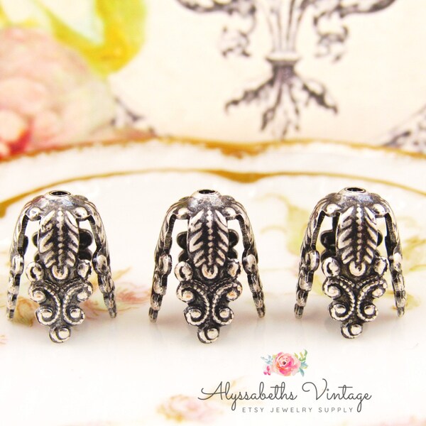 Tapas de cuentas largas de filigrana de desplazamiento y hojas victorianas de plata antigua adornadas, conos de cuentas, extremos de borla de 12 mm de alto - 4