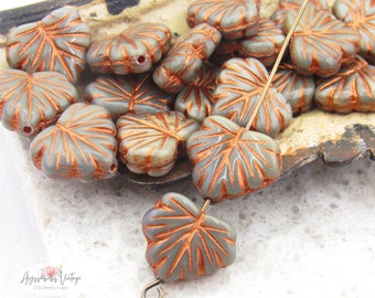 Cuentas de hojas de arce de 13 x 11 mm con lavado de cobre y seda gris oscuro opaco de otoño, cuentas de hojas de vidrio prensado de 11 x 13 mm con lavado de cobre envejecido y gris - 10