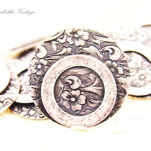 SALE Antique Silver Floral Embossed Round Disc Earring Dangles, Charms or Drops 21mm Silver Ox Flower Stamped Pendant Findings - 4