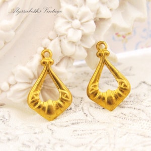 Small Vintage Style Edwardian Raw Brass Earring Dangles Drops Charms 11x18mm - 6