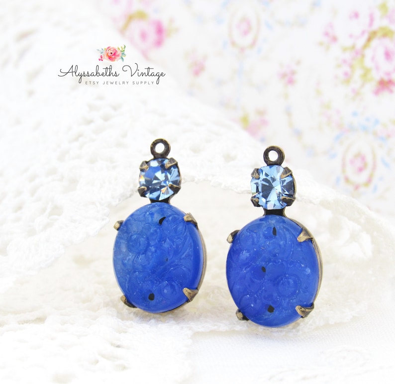 Brass Ox Black Sapphire Austrian Rhinestone Set Stone Drops 19x10mm Raw Brass Vintage Oval Blue Floral Embossed Stone /& Lt Silver Ox 2
