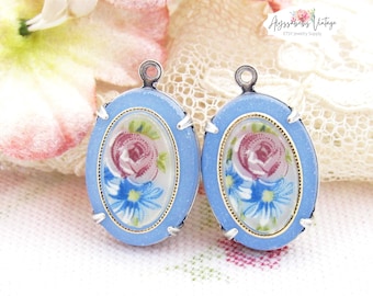 ヴィンテージマットブルーにピンクのバラとブルーアスターの花柄カメオ