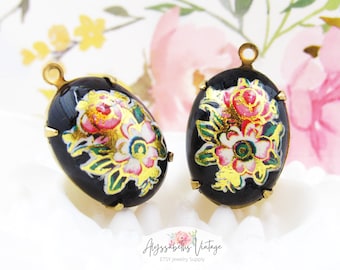 Vintage Bright Pink and Gold Flower on Black Cabochon Pendants, Oval 18x13mm Single Set Stone Drops, Plastic Floral Set Cabochon - 2