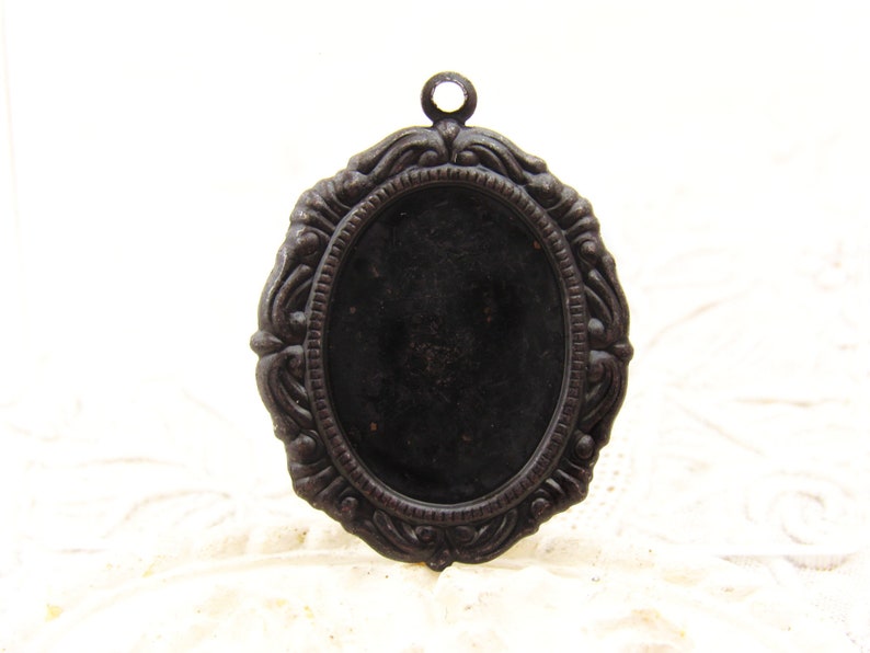 Ornate 18x13mm Oval Victorian Antique Black Frame Bezel Setting, Aged ...