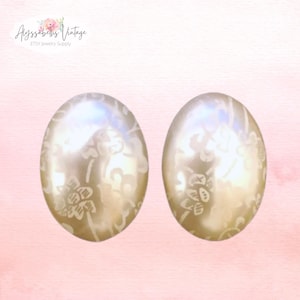 Elegante Champagne & Ivory Pearlized 18 x 13 mm Oval Cabochons mit Blumen- und Rollendruckmuster, Harz Kunststoff Faux Pearl Cabochons - Paar