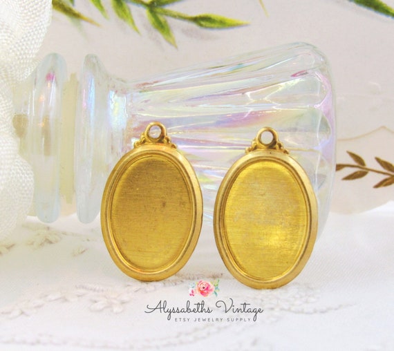 14x10mm Vintage Style Raw Brass Frame Settings Cabochon Cameo 1 Ring Drop Charm - 4