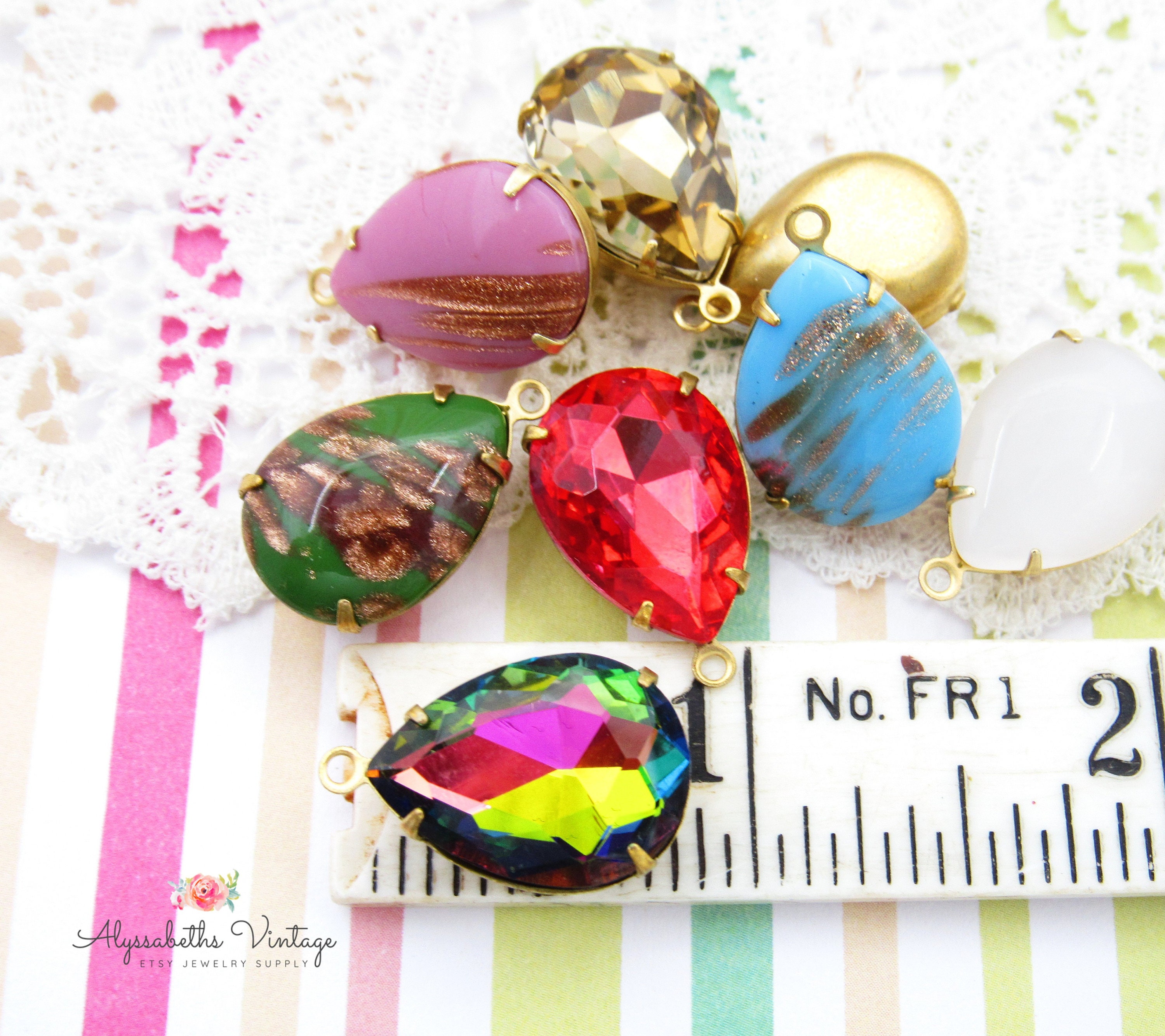 レインボー ヴィトレイル 18 x 13 mm ファセット ペア ラインストーン