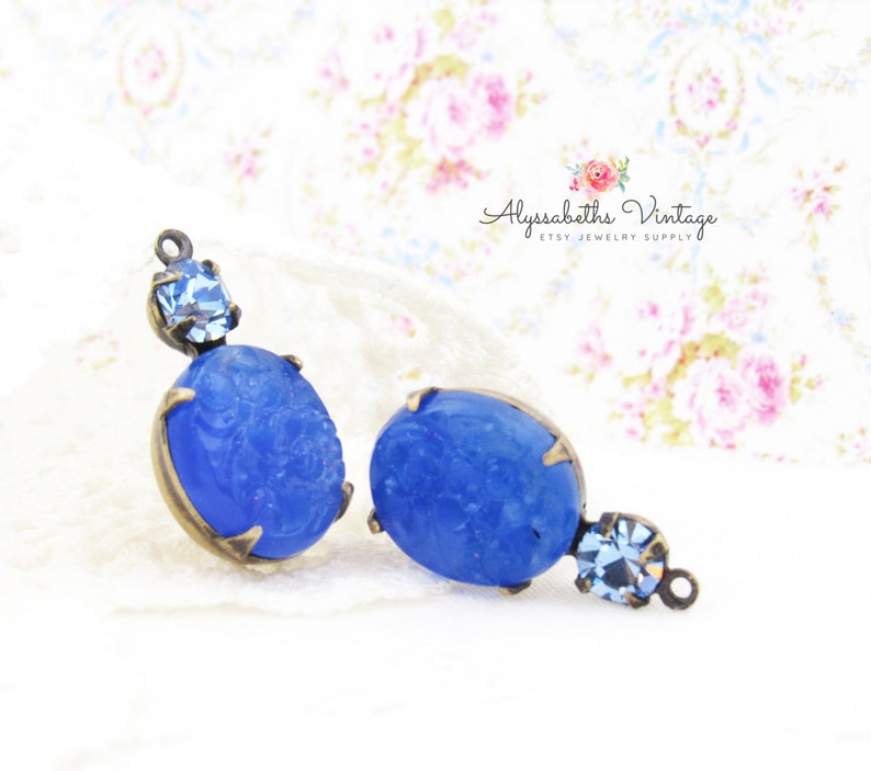 Brass Ox Black Sapphire Austrian Rhinestone Set Stone Drops 19x10mm Raw Brass Vintage Oval Blue Floral Embossed Stone /& Lt Silver Ox 2