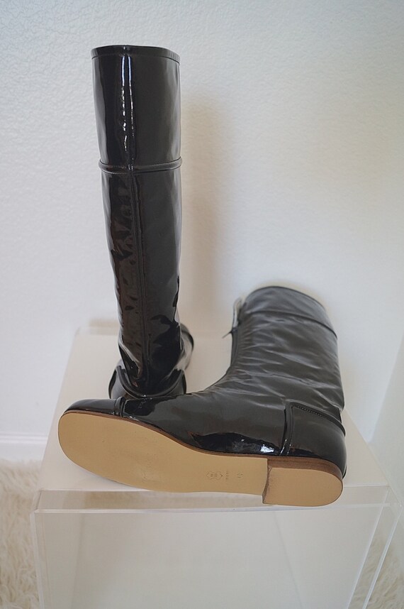 Courreges schwarz Patent Leder Go Go Stiefel US Größe 9 EU 40 60er Jahre Stil Courregés Paris Cap Toe Designer Stiefel Courreges schwarz Patent Leder Go Go Stiefel US Größe 9 EU 40 60er Jahre Stil Courregés Paris Cap Toe Designer Stiefel
