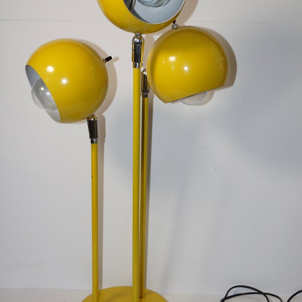 Vintage Mid Century Modern Bright Yellow 3 Eyeball Orb Atomic Table Lamp / Eyeball Table Lamps / Modern Mid Century Orb Lamp Eames Era