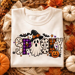Fantasma espeluznante de Halloween PNG, diseño de fantasma retro con parche, estampado a cuadros de leopardo PNG, coqueta preppy de Halloween PNG, lindo diseño de temporada espeluznante