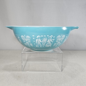 Vintage Pyrex Turquois Amish Butterprint Cinderella Style Pyrex Large Mixing Bowl 444